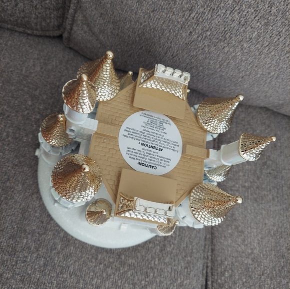 Disney princess lightup castle candle holder by bath and body works - Picture 2 of 3